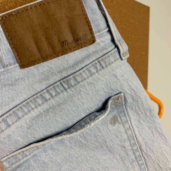 Madewell The Slim BoyJean in Patchen Wash | Size 28 - Picture 9 of 10